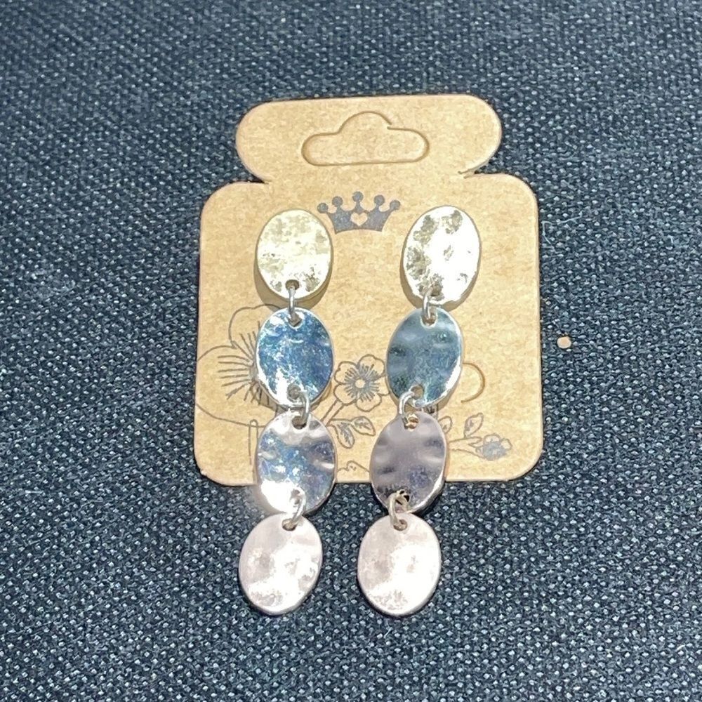 Dangling earrings  - Picture 4 of 5